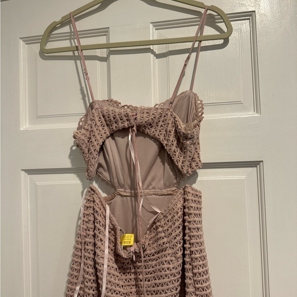 Saints & Secrets Mauve cut out tie up back size medium midi dress - Picture 10 of 13